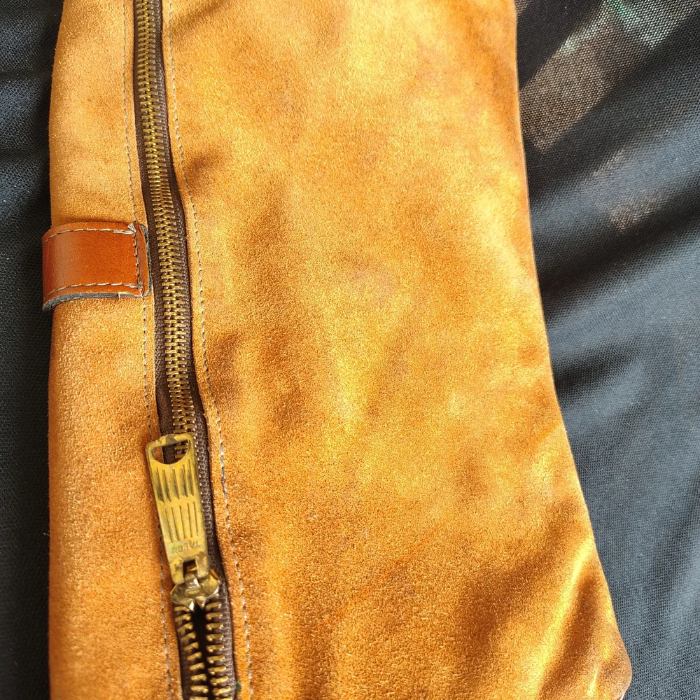 Elegant Tan Suede Men's Clutch